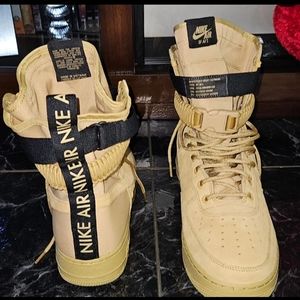 Nike SF Air Force1 Wheat worn twice. Like new (no box).